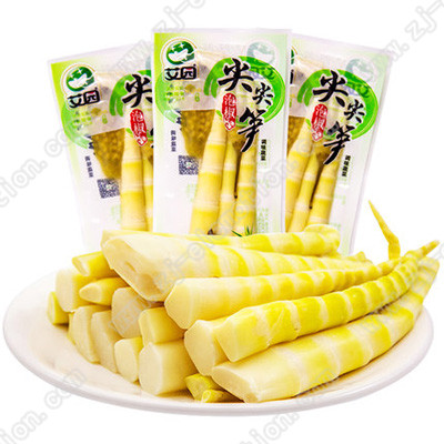 A bag feeding structure of a bag feeding type packaging machine